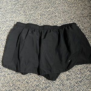 Nike dry fit running shorts women